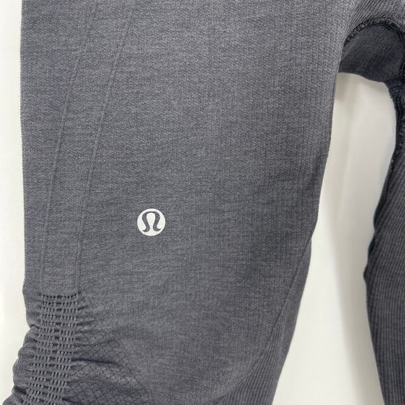 Lululemon Ebb and Flow Crop Tight in Coal Size 4 - Picture 7 of 10